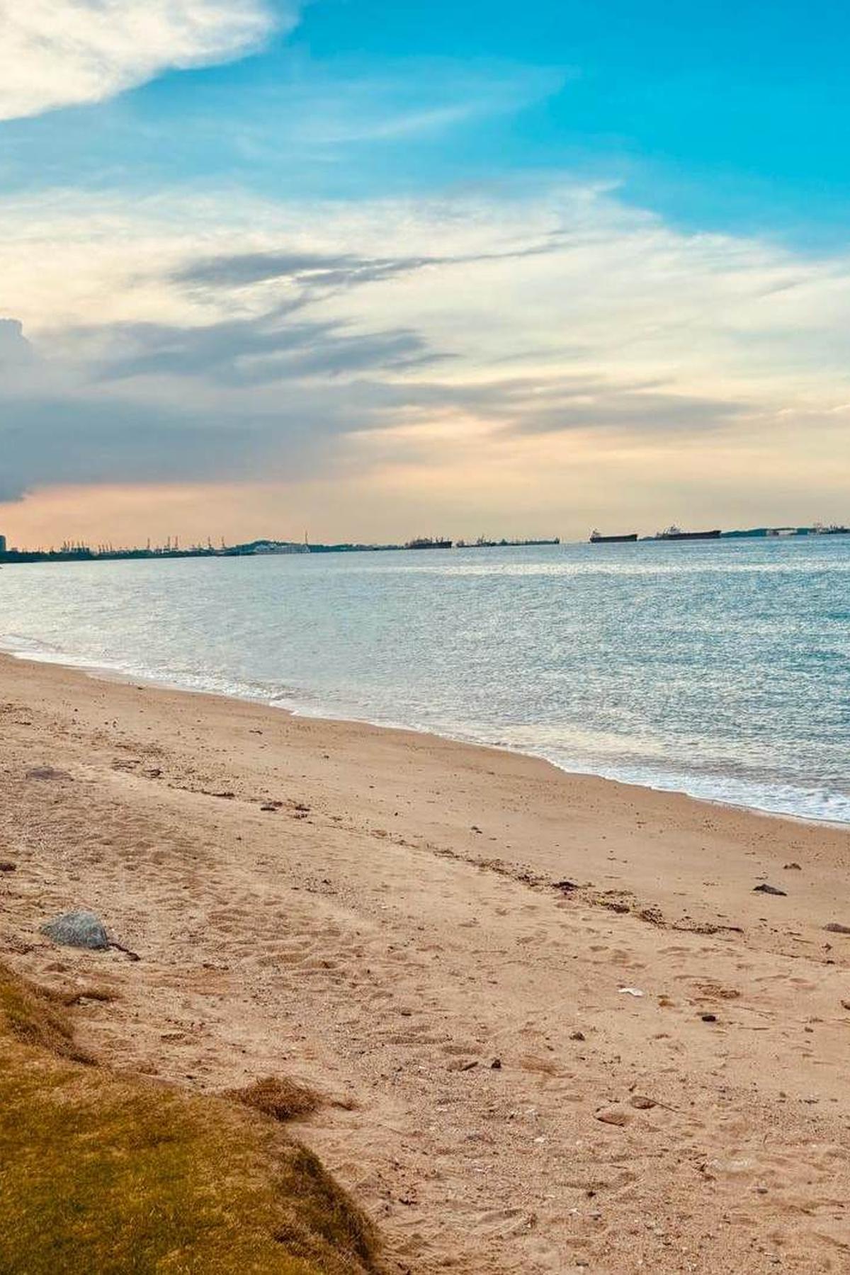 East Coast Park: Coastal Recreation and Relaxation