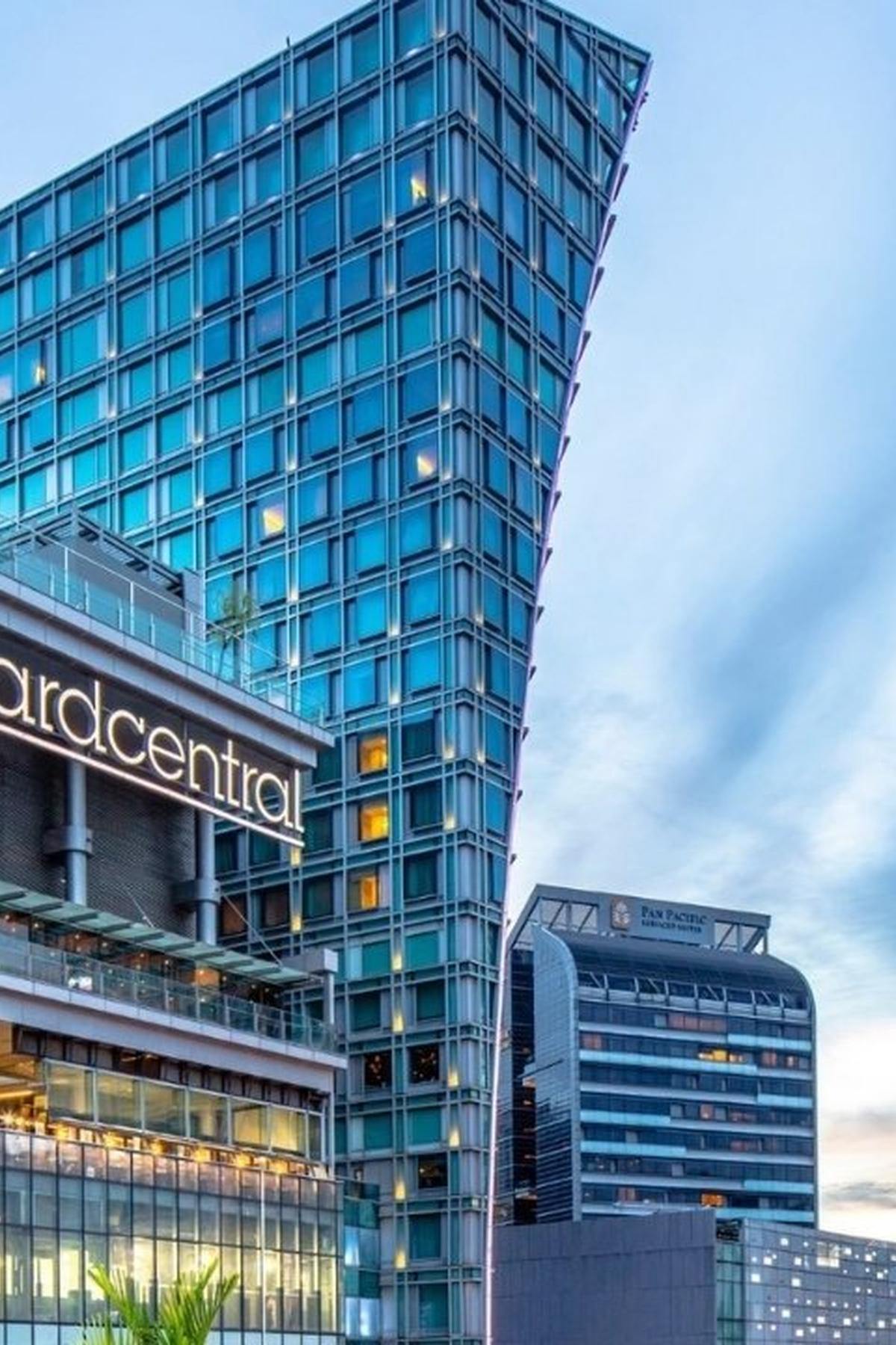 Orchard Central: Vertical Mall with Art & Design