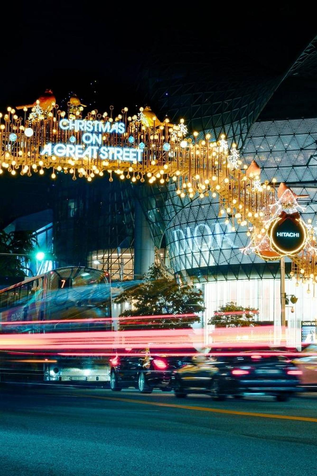 Orchard Road Christmas Light-Up: Festive Spectacle