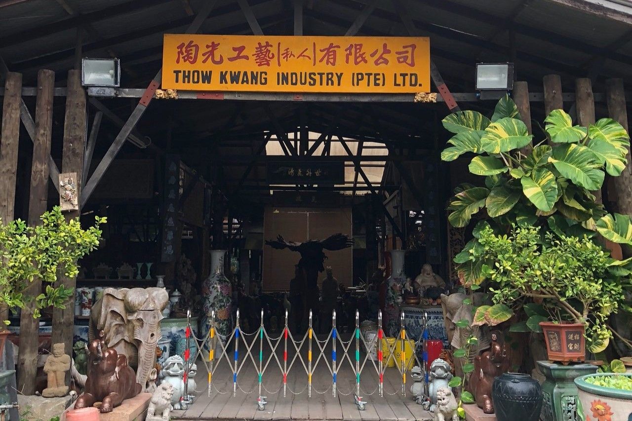 Thow Kwang Pottery Jungle Traditional Dragon Kiln
